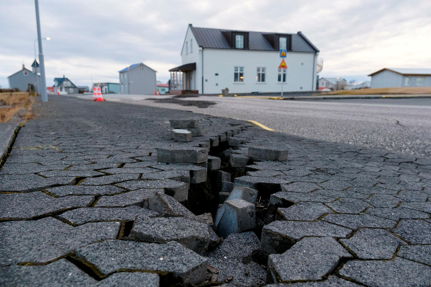 Damage in Grindavík has increased - Iceland Monitor