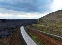 The Icelandic Met Office warns about a likely eruption in the next 7-10 days.