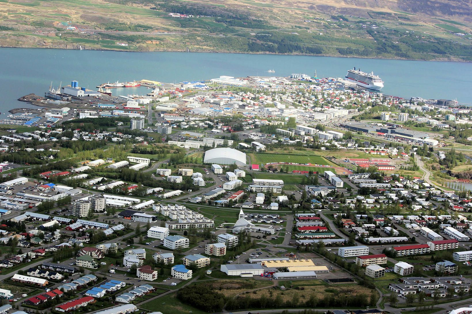 Horft yfir Akureyri.