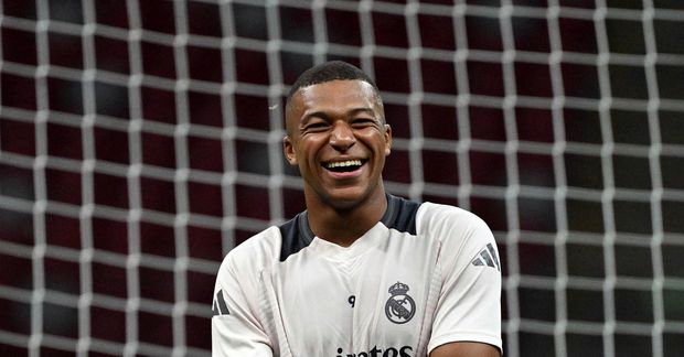 Kylian Mbappé er í byrjunarliði Real Madrid.