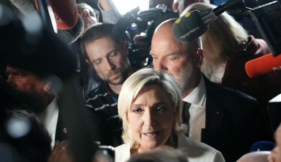 Flokkur Le Pen hafnaði í þriðja sæti
