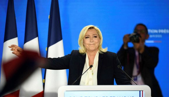 Útgönguspár: Flokkur Le Pen með yfirburði