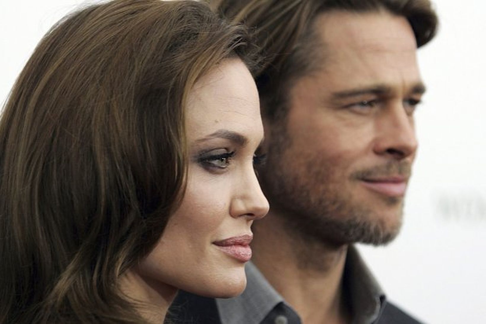 Angelina Jolie og Brad Pitt eru nýjustu frægu andlitin til …