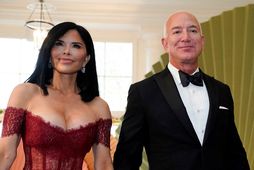Lauren Sanchez og Jeff Bezos kunna að njóta lífsins.