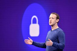 Mark Zuckerberg segist nú tilbúinn að koma á fund ESB þingmanna.