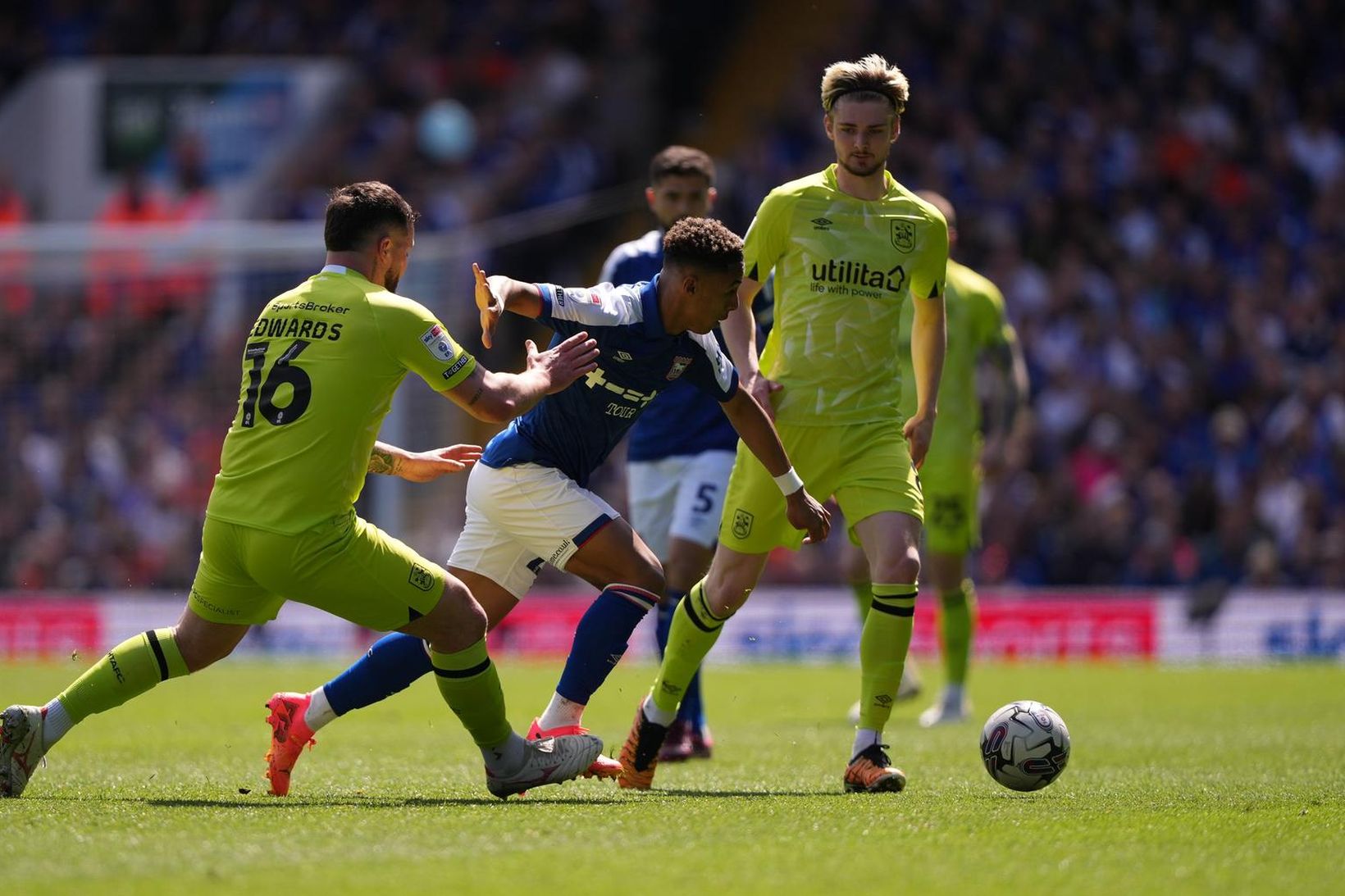 Úr leik Ipswich Town gegn Huddersfield Town.