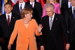 Angela Merkel og Mario Monti
