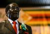 Robert Mugabe í stofufangelsi