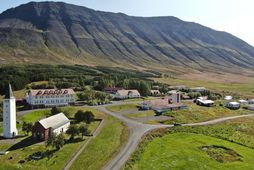 Háskólinn á Hólum ætlar að hefja framkvæmdir á 5.000 fm háskólabyggingu á Sauðárkróki í haust.
