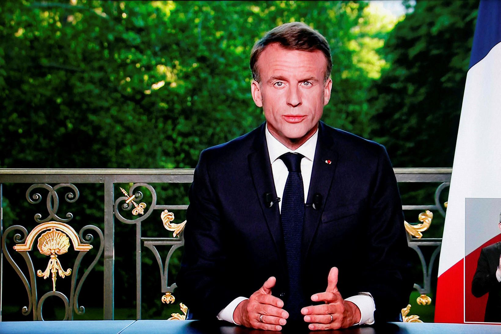 Emmanuel Macron, forseti Frakklands, tilkynnti þingrof í sjónvarpsávarpi.