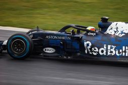 Ricciardo á ferð í Silverstone í dag.