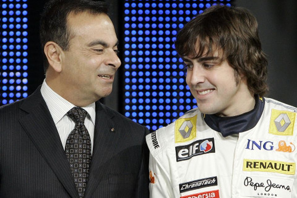 Fernando Alonso og Carlos Ghosn forstjóri Renault.
