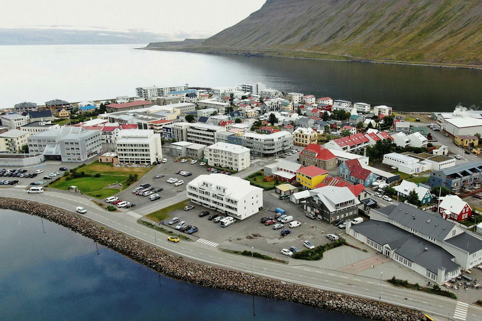 Ísafjörður er að eflast.