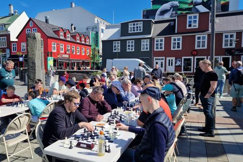 This is the first time that the Icelandic Chess Federation has hosted a chess tournament in Ingólfsstorg square.