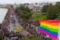 Spariborg Hengdir eru upp regnbogafánar og Menningarnæturfánar í aðdraganda Hinsegin daga og Menningarnætur í Reykjavík.