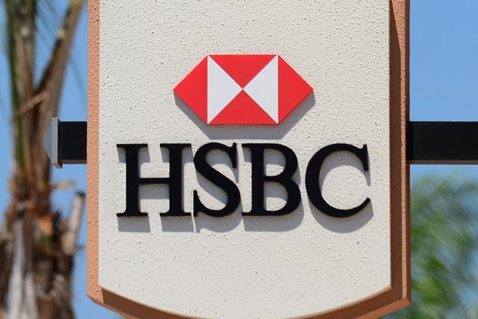 HSBC er á meðal banka sem sendu upplýsingar um starfsmenn …