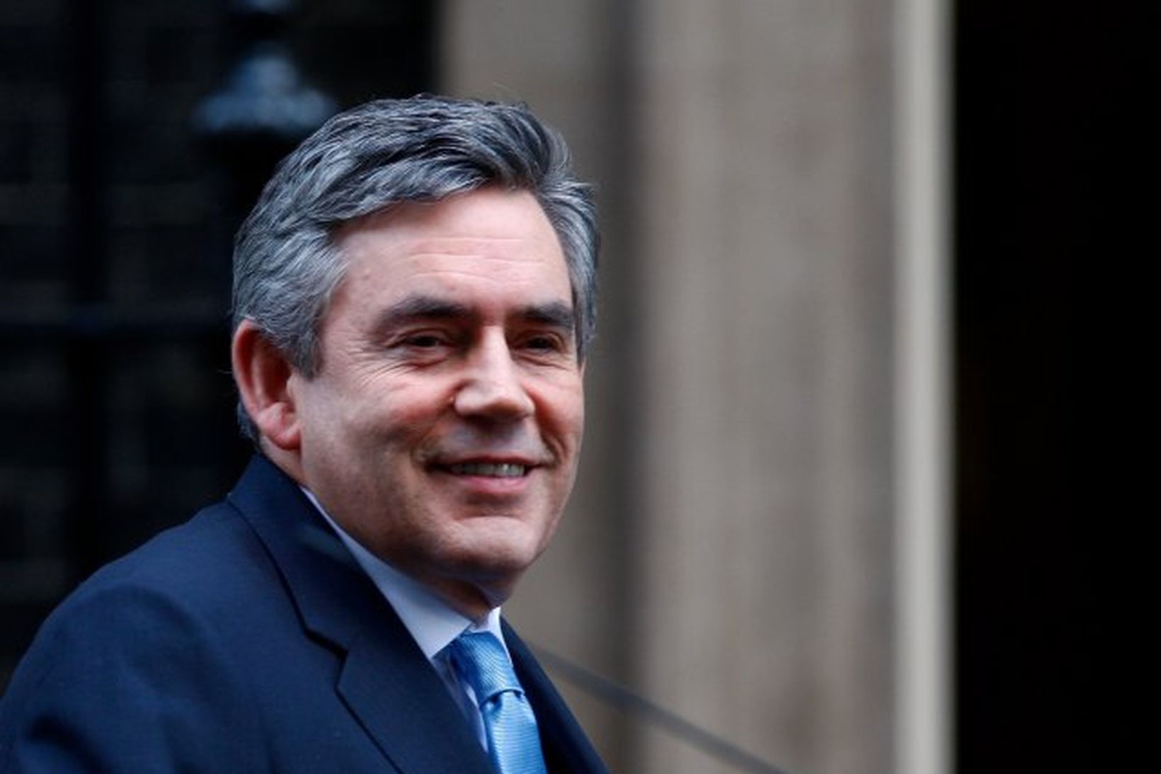 Fylgi við breska Verkamannaflokkinn, sem er undir forystu Gordon Brown, …
