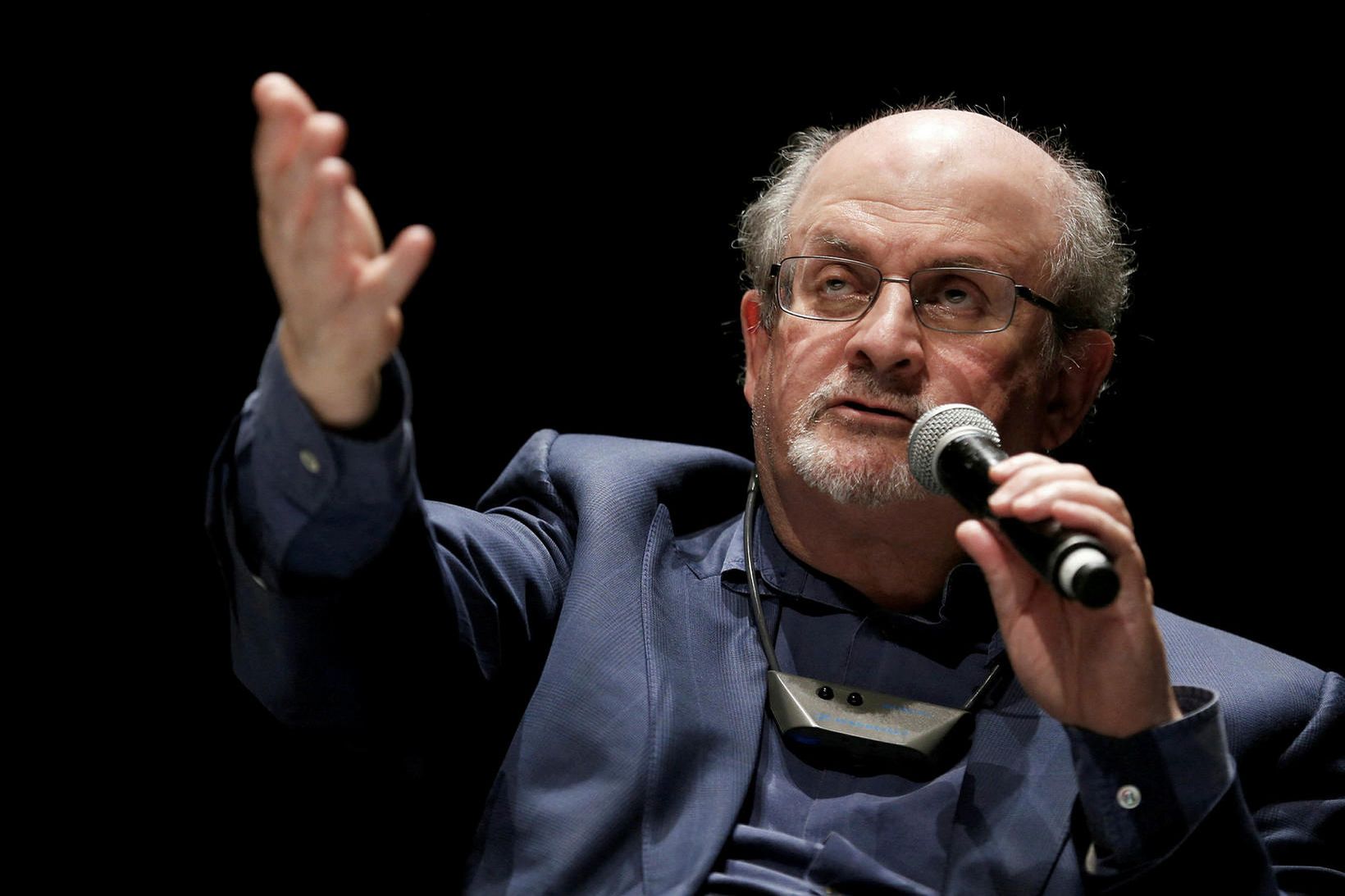 Bresk-ind­verski rit­höf­und­inn Salm­an Rus­hdie.