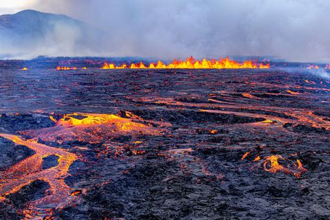 Horft yfir síðasta eldgos við Sundhnúkagíga.