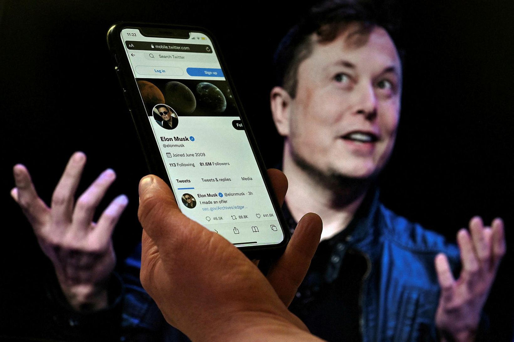 Elon Musk, forstjóri Tesla, vill liðka reglur um tjáningarfrelsi á …