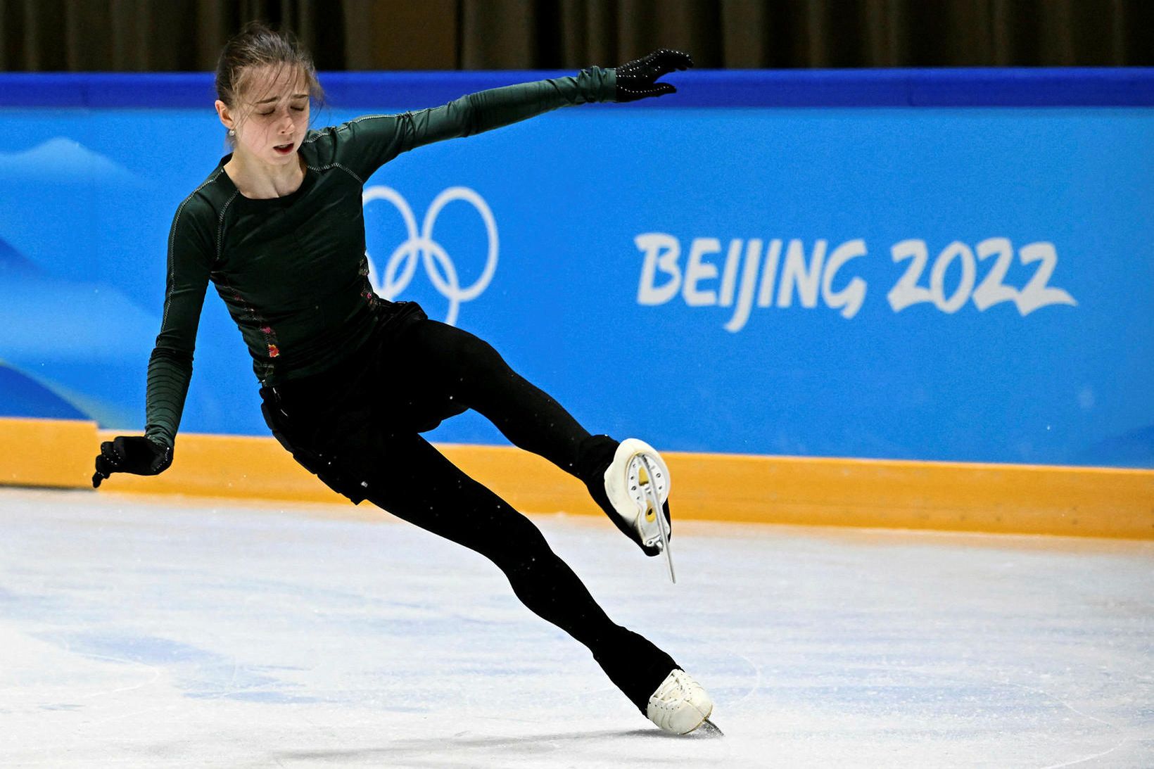 Kamila Valieva á æfingu í Peking í morgun.