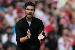 Mikel Arteta heldur kyrru fyrir hjá Arsenal.