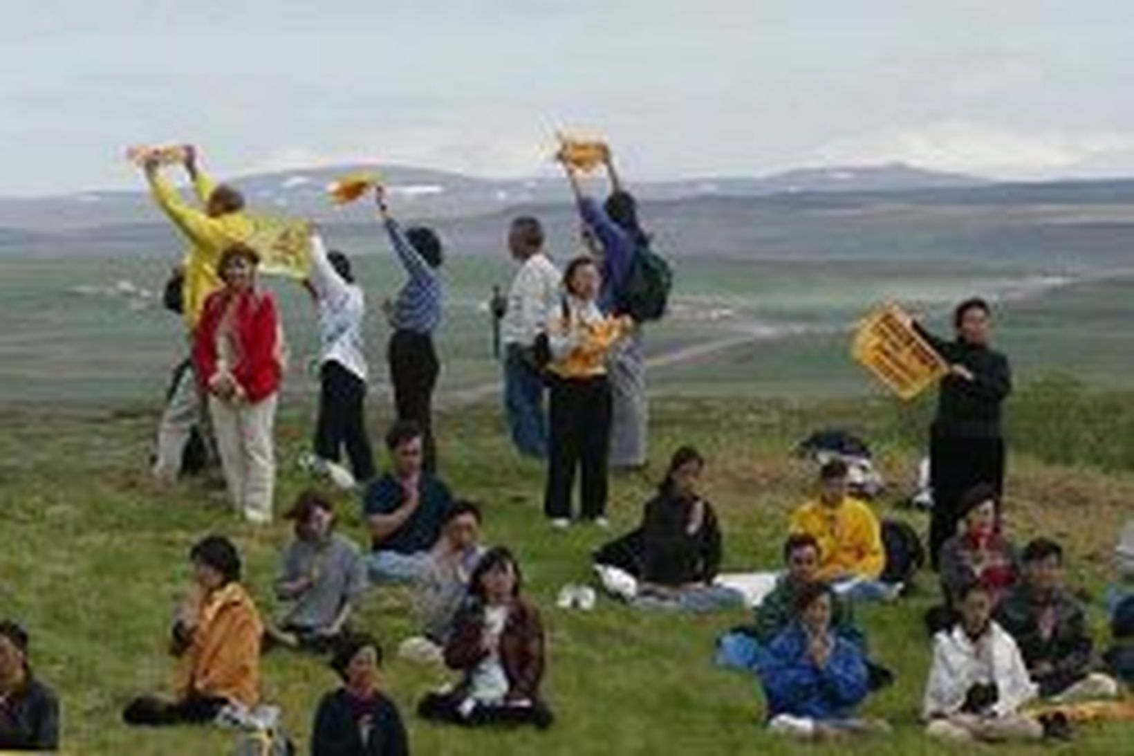 Falun Gong-liðar mótmæltu er forseti Kína kom til Íslands sumarið …
