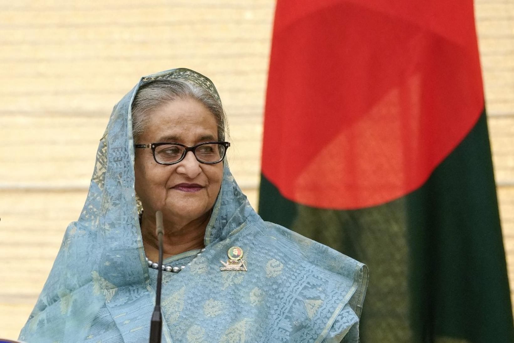 Sheik Hasina hefur sagt af sér embætti forsætisráðherra Bangladess.