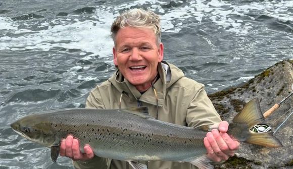 Íslandsvinurinn Gordon Ramsay landaði stórum laxi